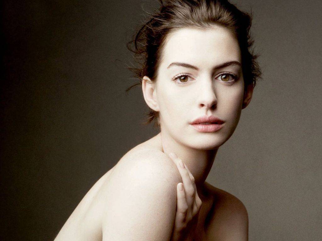 Anne Hathaway