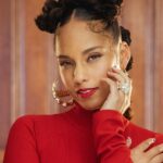 Nová verzia legendárnej skladby, Alicia Keys – Happy Xmas (War Is Over)